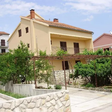 In Hvar With Balcony, Air Conditioning, Wifi, Dishwasher 5028-2 * Stari Grad (Hvar)